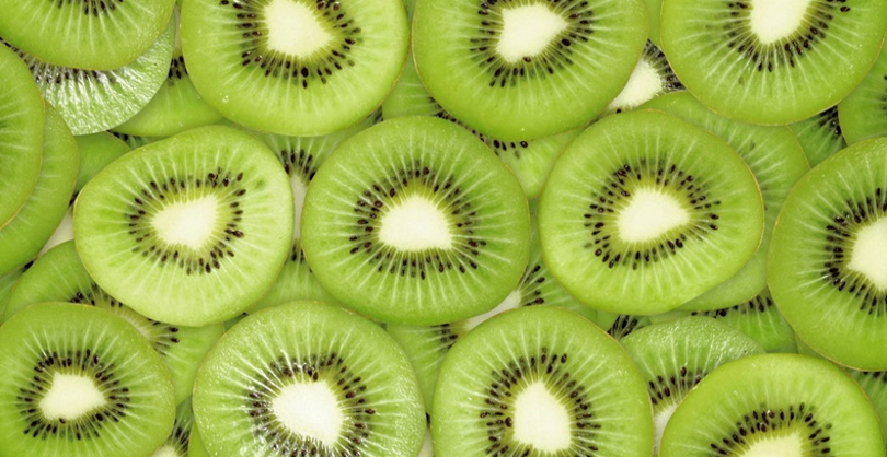 Kiwi Hair Mask: A DIY Recipe for Maintaining Strong Hair